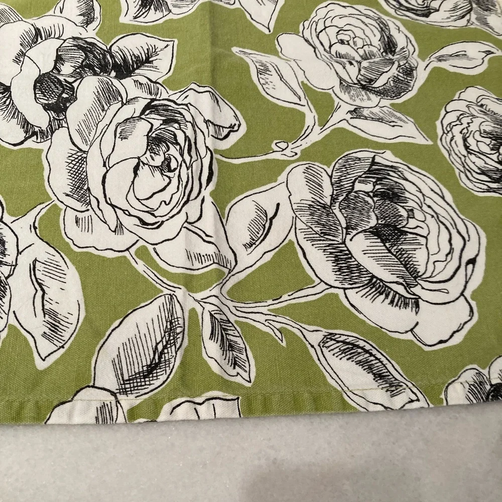 L Set of 9 Floral Table Napkins